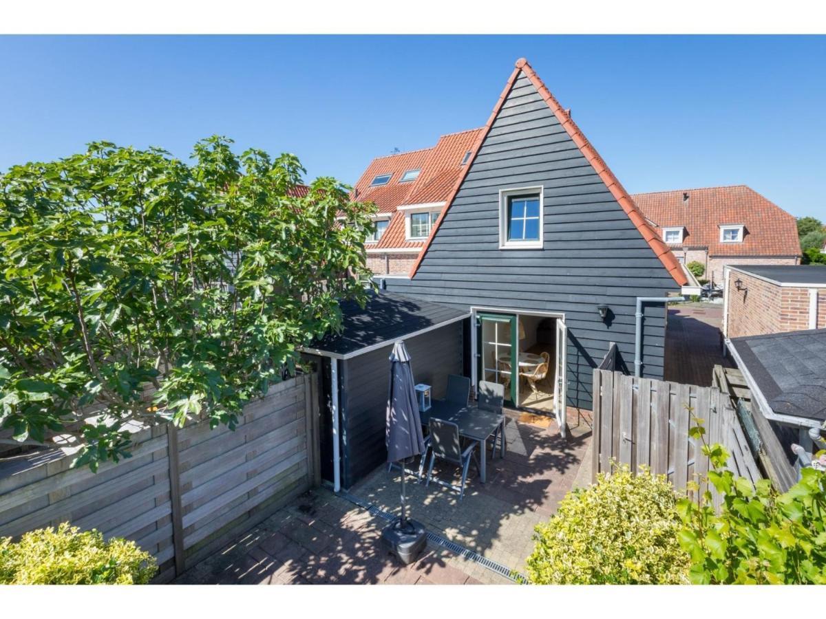 Quietly Located House Within Walking Distance Of The Beach Domburg Exterior foto