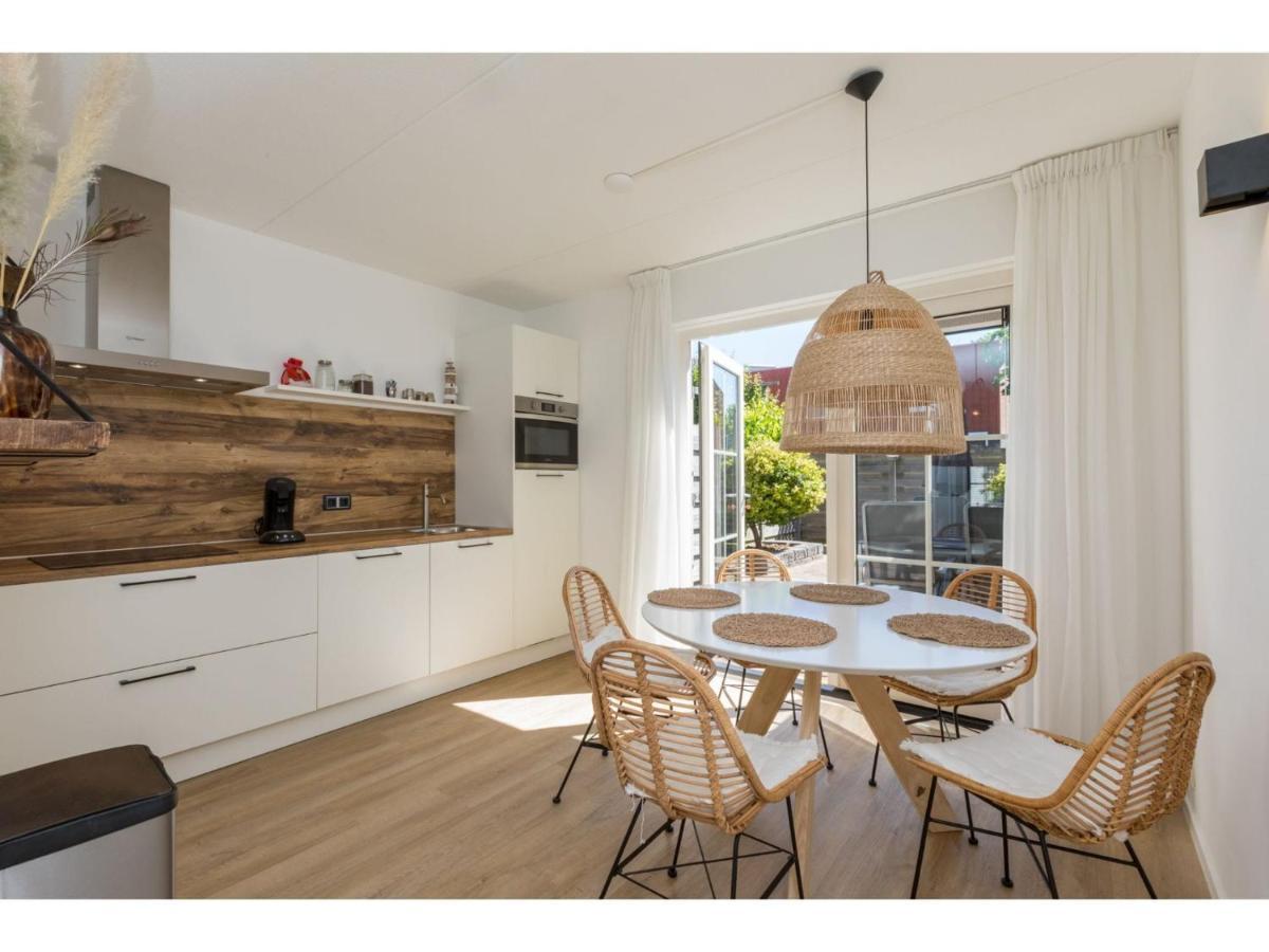 Quietly Located House Within Walking Distance Of The Beach Domburg Exterior foto